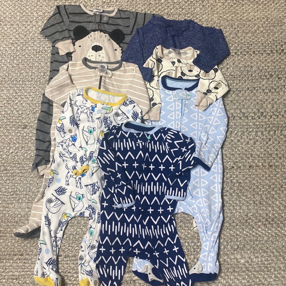 Set of 7 3-6 mount Carter, Gerber and Cloud Island infant pajamas